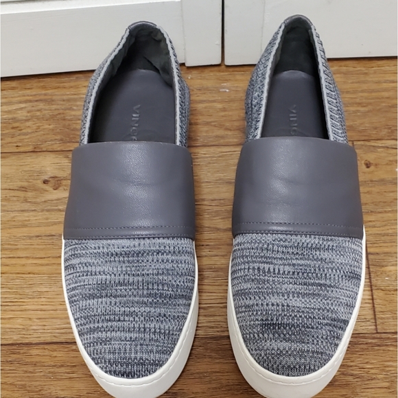 Vince Ward Knit Slip-On Leather Band Platform Sneakers. Size 8 - Picture 2 of 10